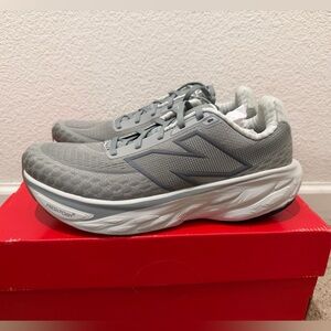 New” New Balance Mens 1080v14 Gray Sneakers size9 firm on price
